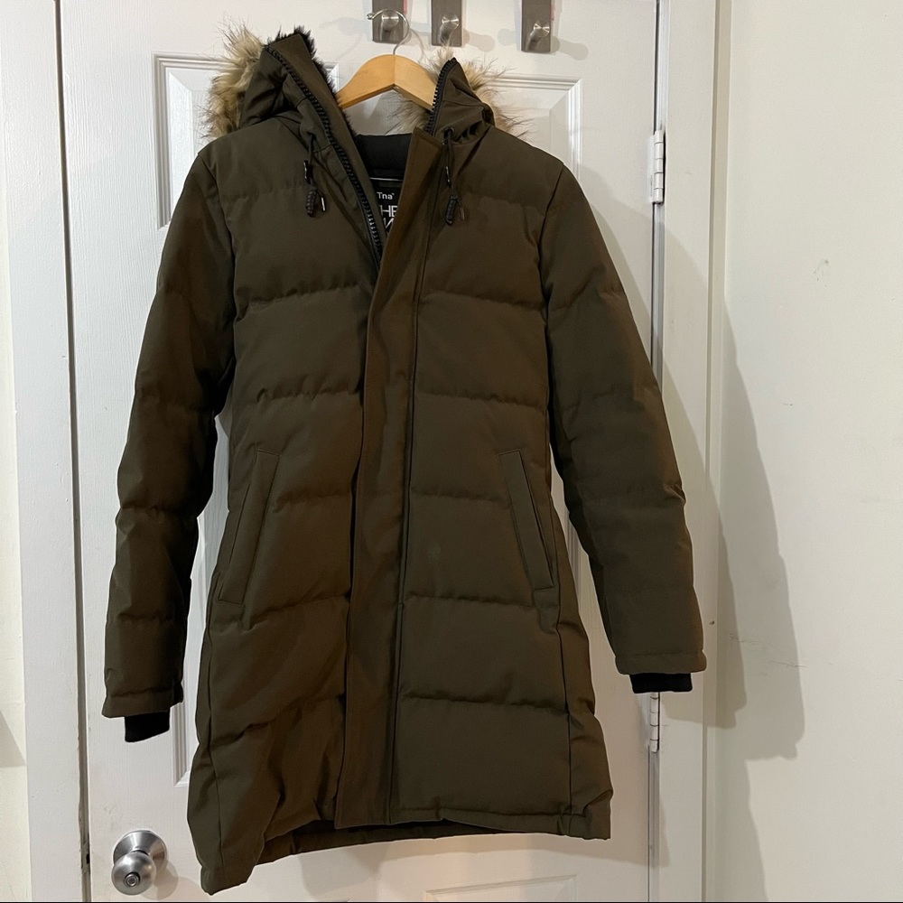 Aritzia TNA Powder Parka down jacket in army green (size S)